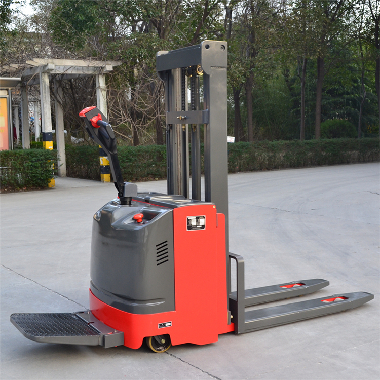 1559786305141459.jpg 右后.JPG